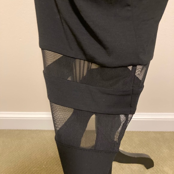 ALEXANDER WANG BLACK MESH STRIPE PENCIL SKIRT - Picture 6 of 8